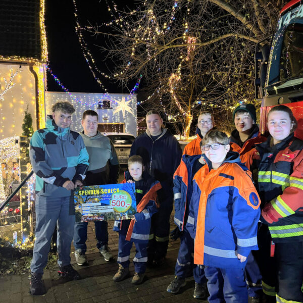 Offizielle Spendenübergabe an die Jugendfeuerwehr