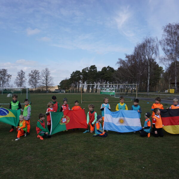 In den Sommerferien geht´s im Niemegker Waldstadion mächtig rund